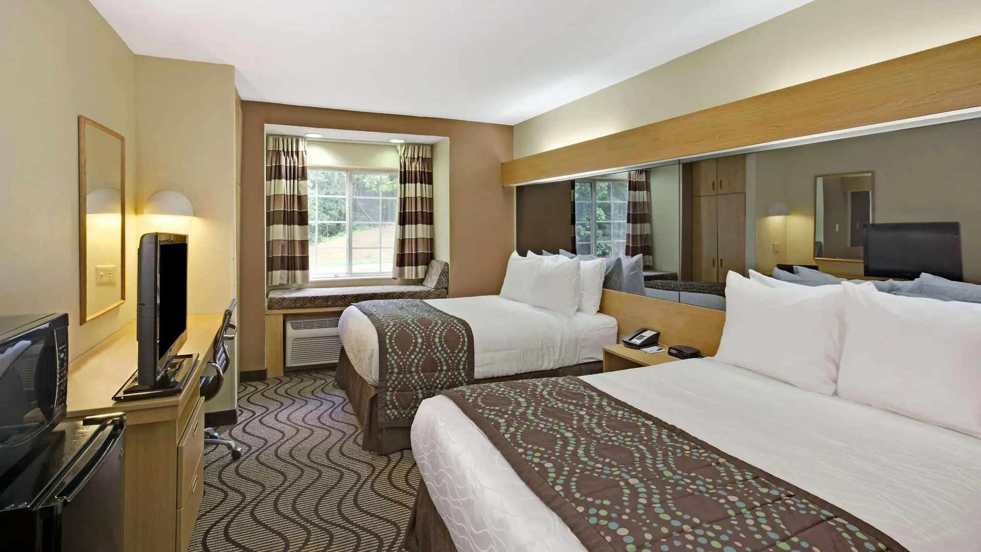 Hotel Microtel Inn By Wyndham University Place Charlotte