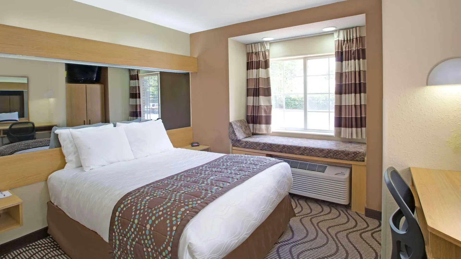 Hotel Microtel Inn By Wyndham University Place Charlotte